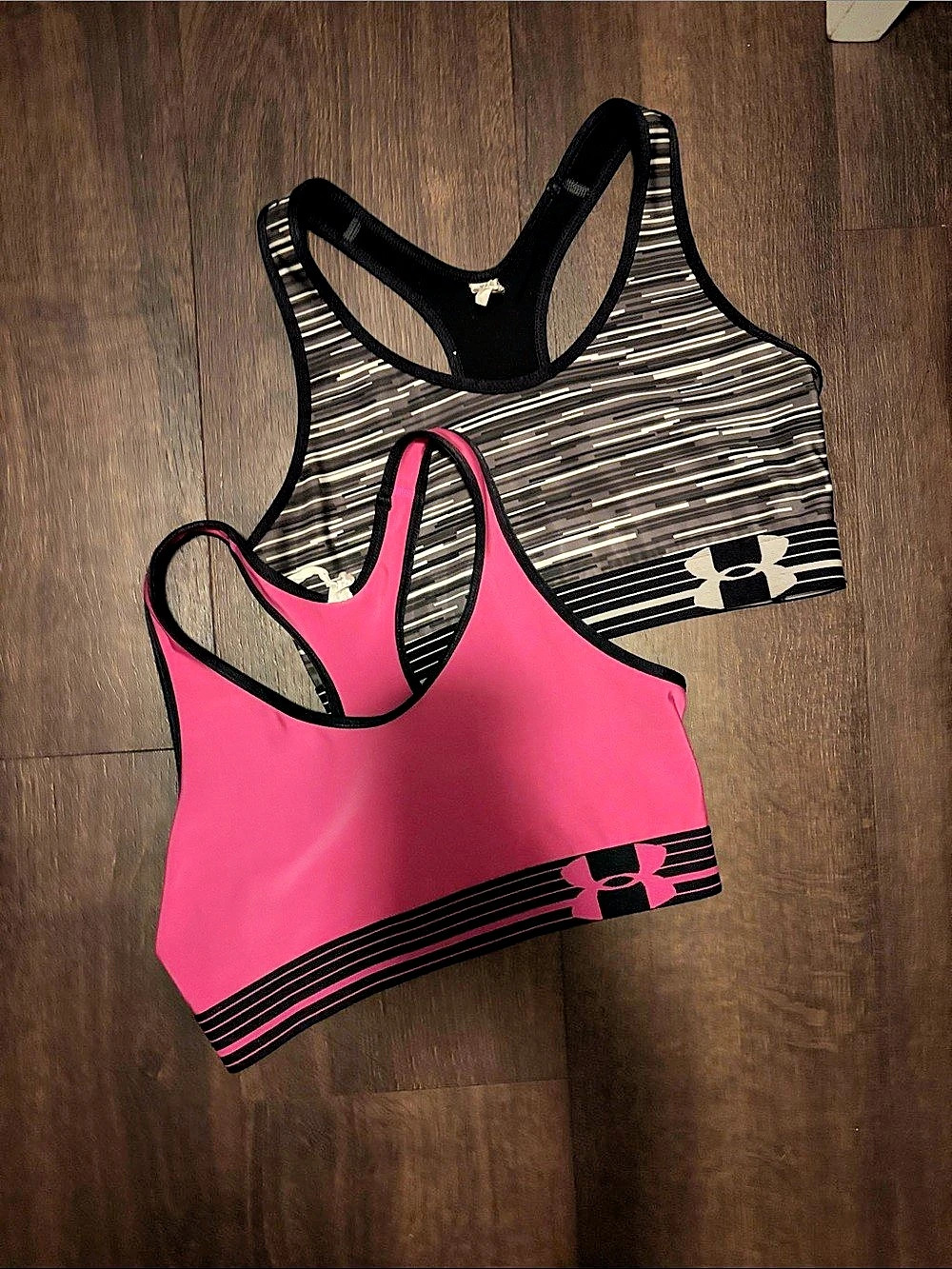 Under Armour Women's Sports Bras 2-Piece Set in Pink & Black EUC